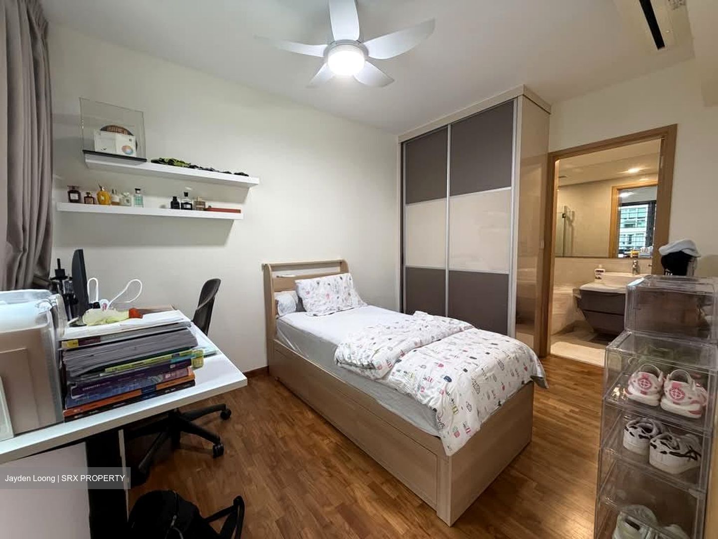 Esparina Residences (D19), Condominium #574082021